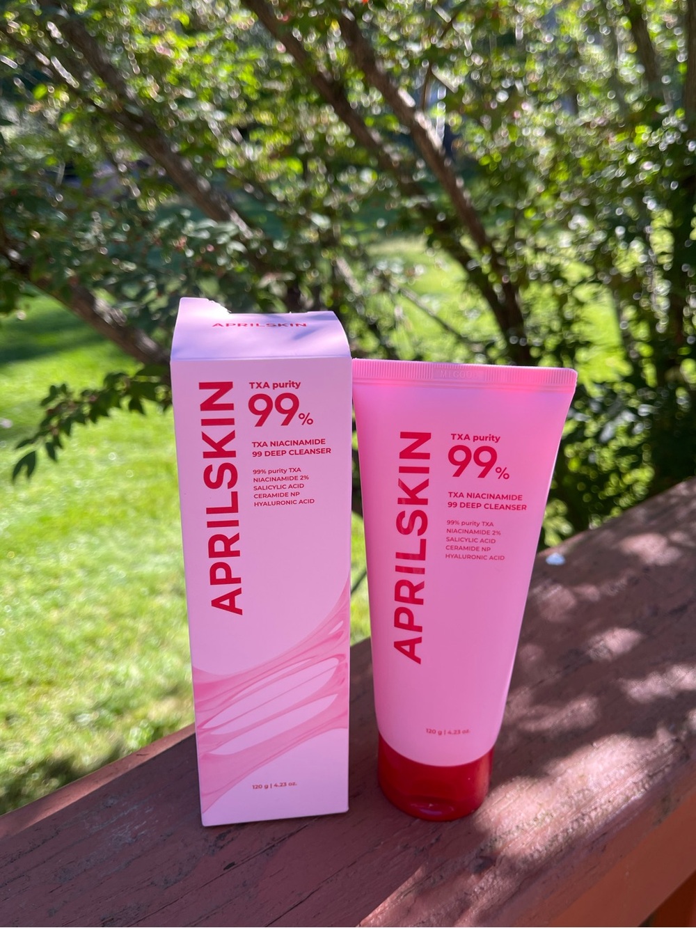 AprilSkin 99% Niacinamide Deep Cleanser - Pink Tube